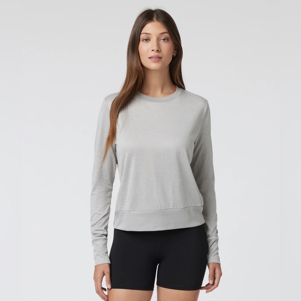Vuori Gray Long Sleeve Tee
